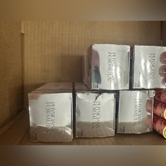 75-Piece Physicians Formula Makeup Lot | Reseller Ready | NWT/NWOT - Picture 3 of 9